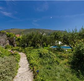 4 bedroom villa with pool in Lapad, Dubrovnik, sleeps 8